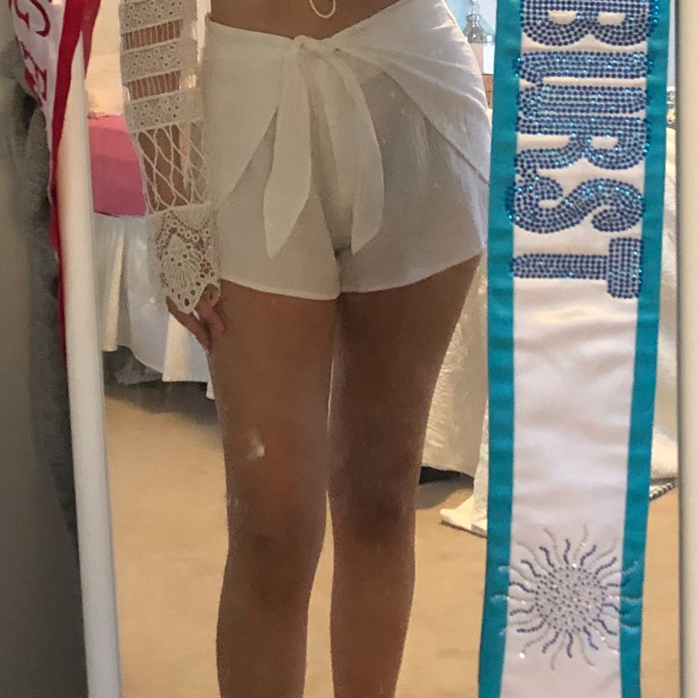 White tie front Shorts